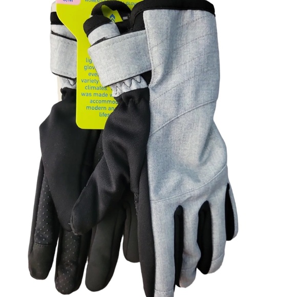 Free Country Women's Touchscreen Compatible
Insulated Warm Softshell gloves - Picture 1 of 8
